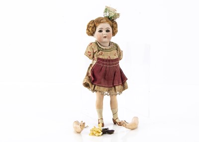 Lot 205 - A small Simon & Halbig 1078 child doll