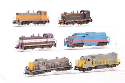 Lot 681 - Revell AHM and  Hong Kong unboxed American HO Gauge Diesel Switchers (6)