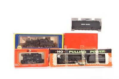 Lot 694 - Rivarossi Like-Like Trains and AHM boxed American HO Gauge Steam Locomotive sand Tenders (4)