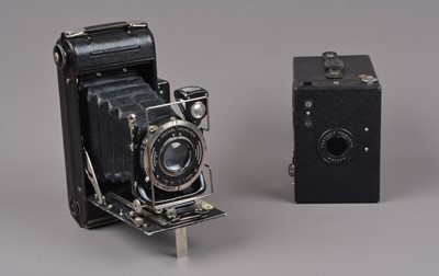 Lot 434 - An Ensign Autorange 20 Folding Camera