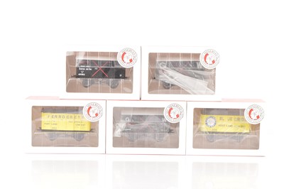 Lot 773 - Minerva Model Railways 0 Gauge modern issue group of Goods wagons (5)