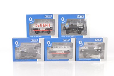 Lot 777 - Dapol 0 Gauge modern issue group of 4-wheel Tankers (5)