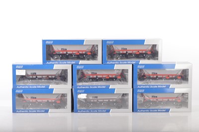 Lot 805 - Dapol 0 Gauge Modern issue Group of MGR HAA Coal Hoppers (8)