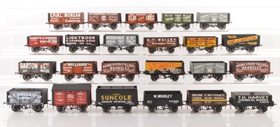 Lot 832 - Slaters and other Commercial manufactures Finescale 0 Gauge Kitbuilt Private owner Goods wagons (24)