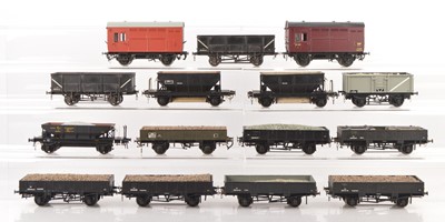 Lot 839 - Parkside Dundass and other commercial manufacturers Finescale 0 Gauge Kitbuilt Goods wagons (15)