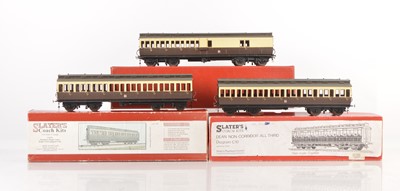 Lot 856 - Slaters Finescale Kitbuilt 0 Gauge trio of GWR Clerestory Passenger coaches (3)