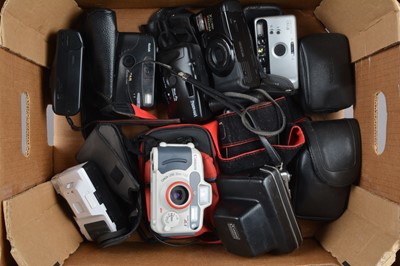 Lot 497 - A Tray of Compact Cameras