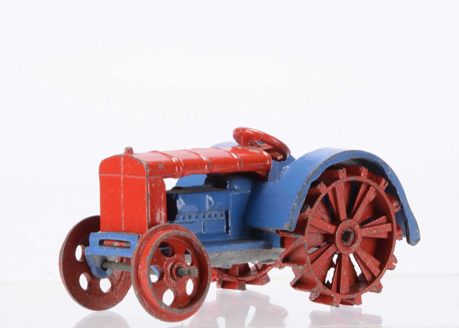 Lot 5 - A Pre-War Dinky Toys 22e Farm Tractor