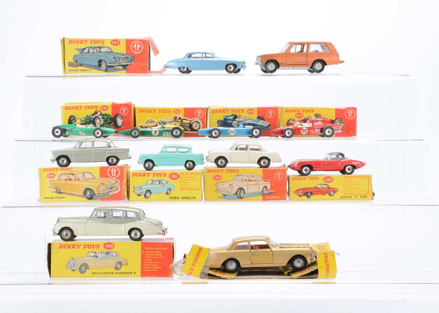 Lot 14 - Dinky Toy Cars