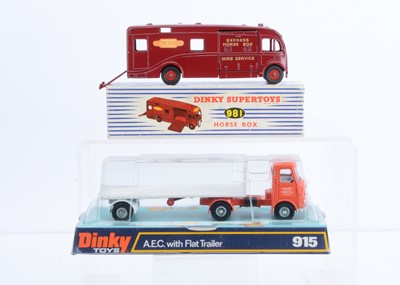 Lot 20 - Dinky Toys 915 A.E.C with Flat Trailer