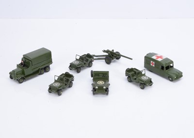 Lot 26 - Military Dinky Toys