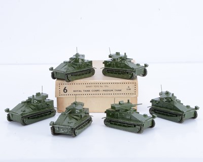 Lot 32 - A Pre-War Dinky Toys 151a Royal Tank Corps Medium Tank Trade Box A2190