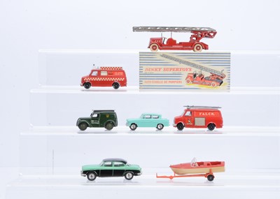 Lot 42 - French Dinky Supertoys 899 Fire Engine With Extending Ladder