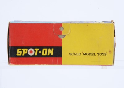 Lot 120 - A Boxed Tri-ang Spot-On No.280 Vauxhall Cresta PB
