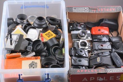 Lot 547 - A Tray of Compact Cameras and a Box of Camera Related Accessories