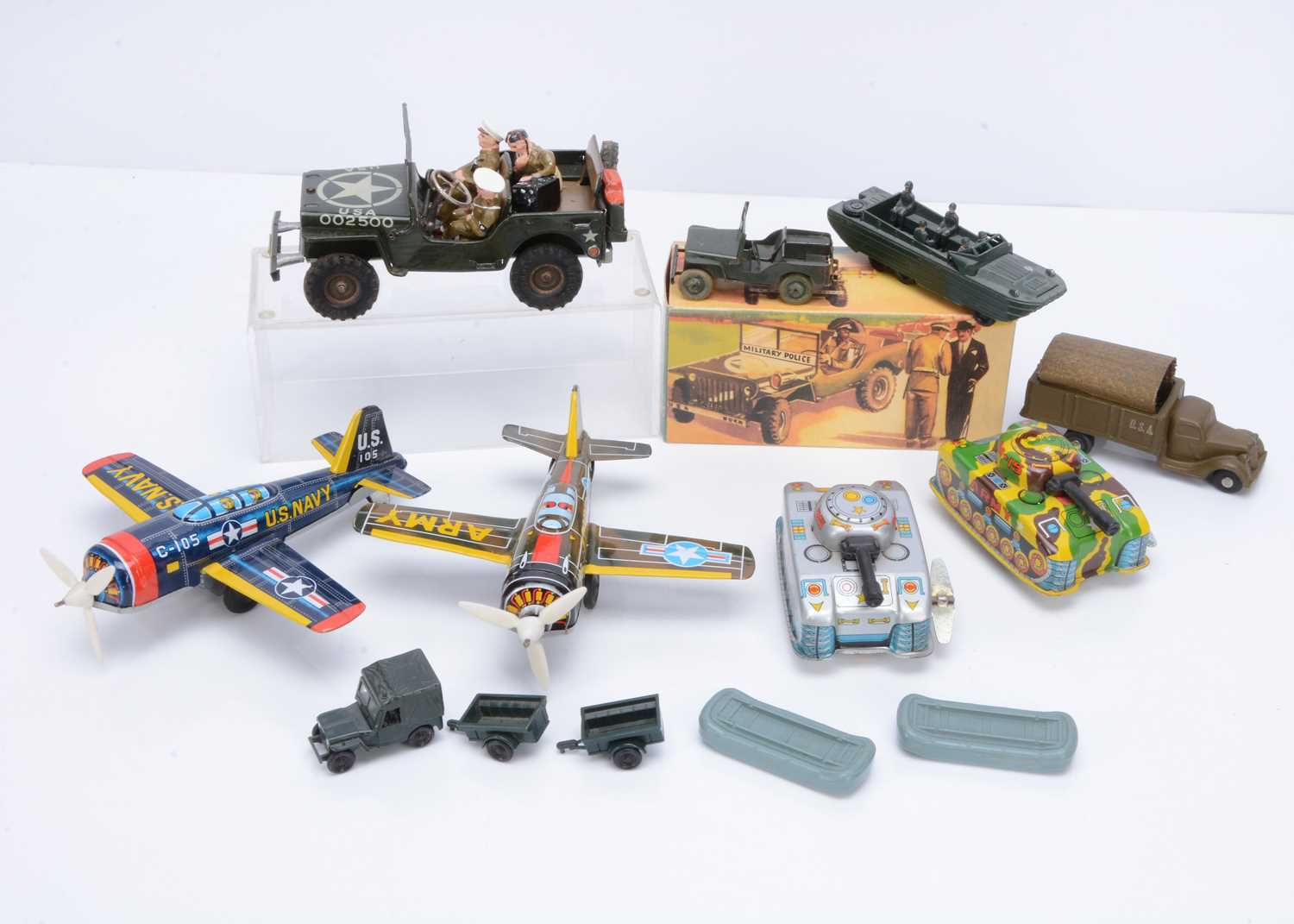 Lot 355 - Tinplate, Plastic & Rubber Military Toys
