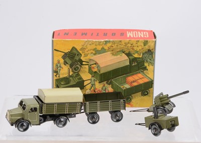 Lot 362 - A VEB Mechanische Spielwaren GNOM Series Military Set No.53456