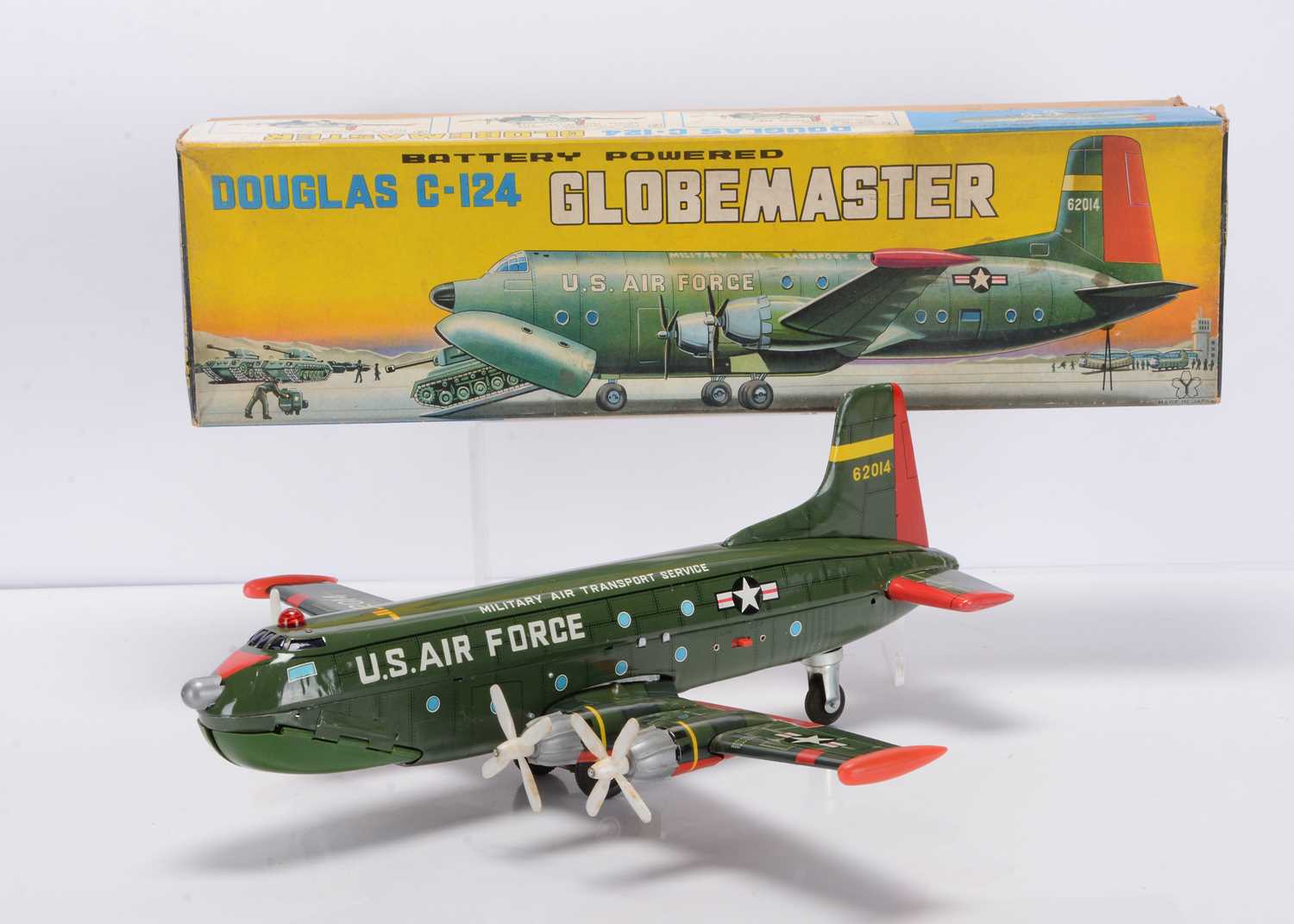Lot 399 - A Yonezawa (Japan) Tinplate Battery-Operated Douglas C-124 Globemaster