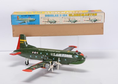 Lot 399 - A Yonezawa (Japan) Tinplate Battery-Operated Douglas C-124 Globemaster