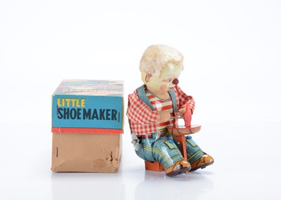 Lot 427 - Alps (Japan) Tinplate Clockwork Mechanical Little Shoemaker