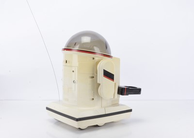 Lot 446 - A 1980's Tomy Omnibot 5402