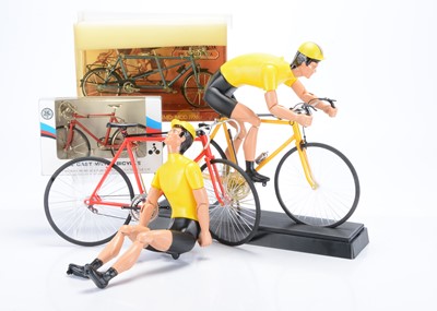 Lot 523 - 1:10 & Larger Scale Model Road Racing Bikes