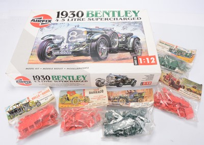 Lot 530 - Airfix Scale Model Car Kits