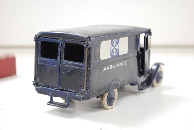 Lot 563 - Britains very rare pre WW2 only boxed 1513 Volunteer Corps Ambulance complete with driver and civilian patient