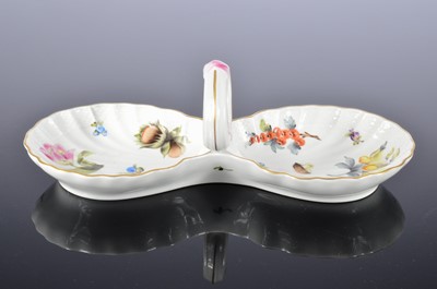 Lot 81 - A collection of Herend porcelain tableware