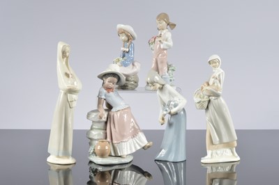 Lot 141 - Six Lladro porcelain figures