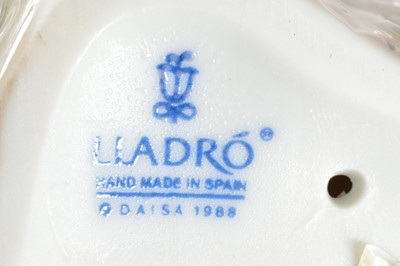 Lot 141 - Six Lladro porcelain figures