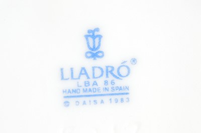 Lot 141 - Six Lladro porcelain figures