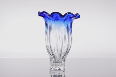 Lot 220 - A large Art Glass vase