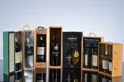 Lot 290 - Nine bottles of Port