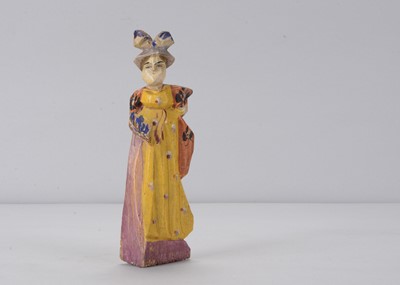 Lot 123 - A Sergiev Posad late 19th century trihedrial doll