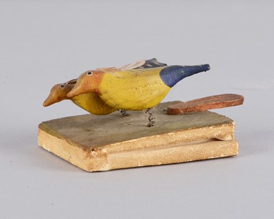 Lot 206 - An19th century Thüringen bird squeak toy