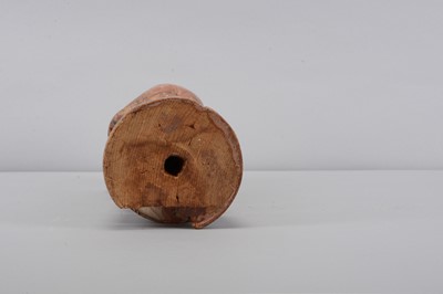 Lot 469 - A mid 19th century Kakelorum marble game tower with figure