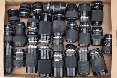 Lot 23 - A Tray of OM Mount Lenses