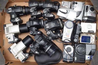 Lot 131 - A Tray of Digital and Compact Digital Cameras