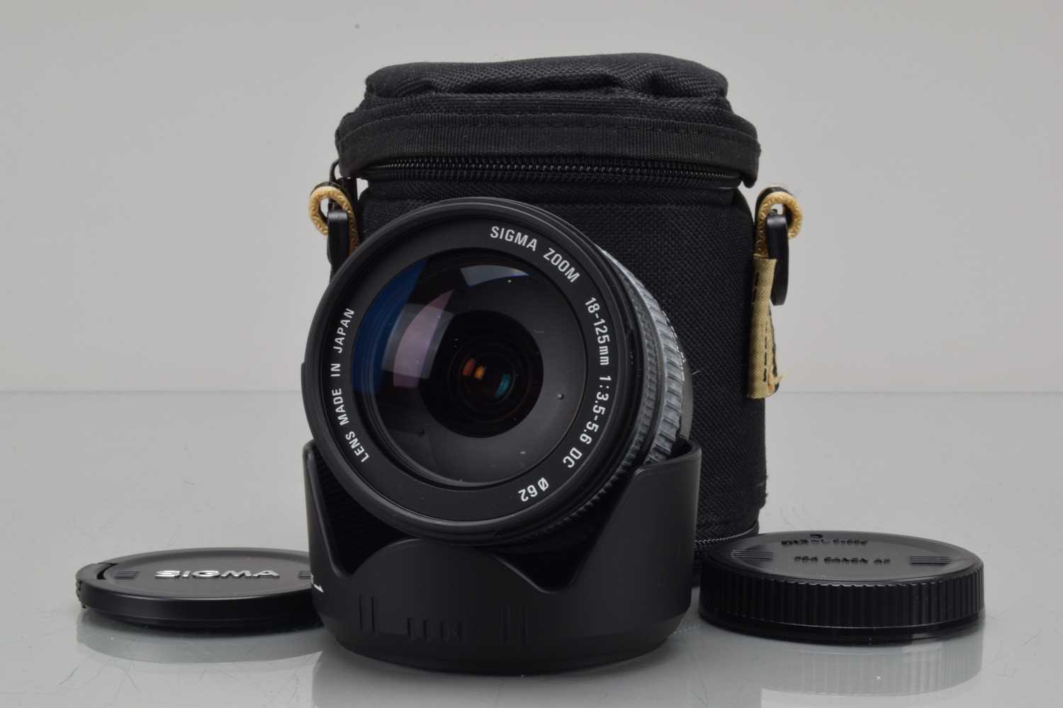 Lot 170 - A Sigma DC 18-125mm f/3.5-5.6 Lens