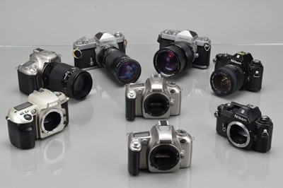 Lot 229 - A Tray of Nikon SLR Cameras