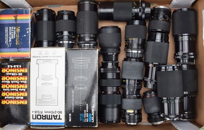 Lot 265 - A Tray of Zoom Lenses