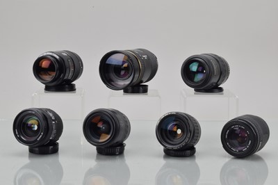 Lot 268 - A Group of AF Lenses