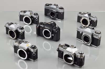 Lot 301 - A Tray of SLR Camera Bodies