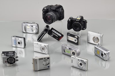 Lot 309 - Digital and Compact Digital Cameras