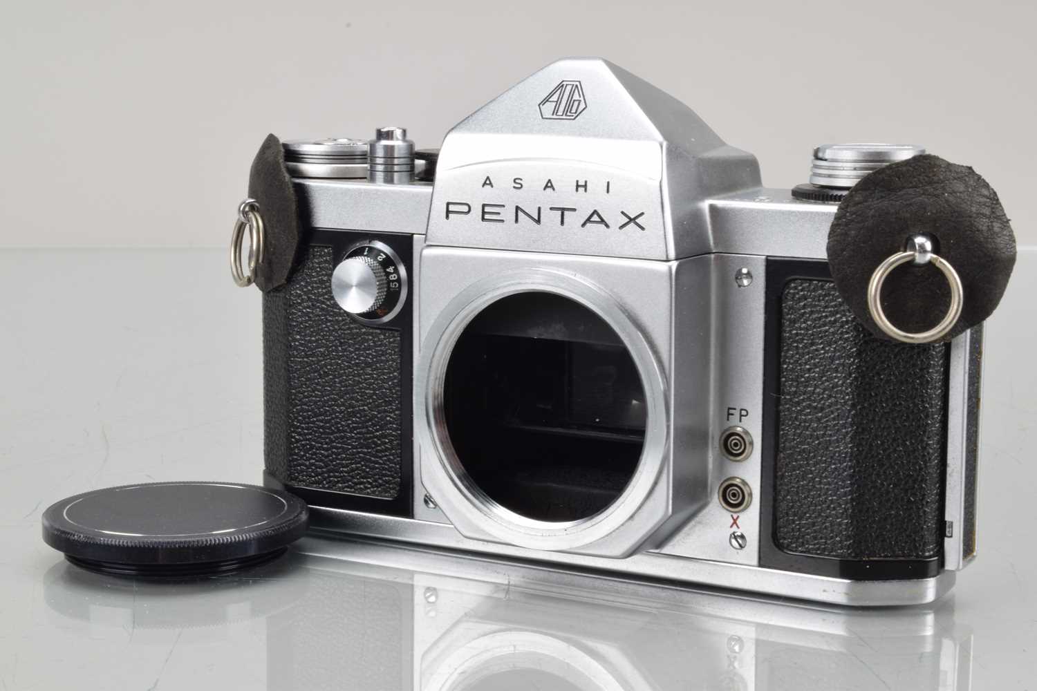 Lot 319 - An Asahi Pentax S SLR Camera Body