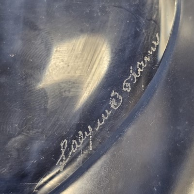 Lot 449 - A Lalique frosted glass heart shaped 'Coeur Box'