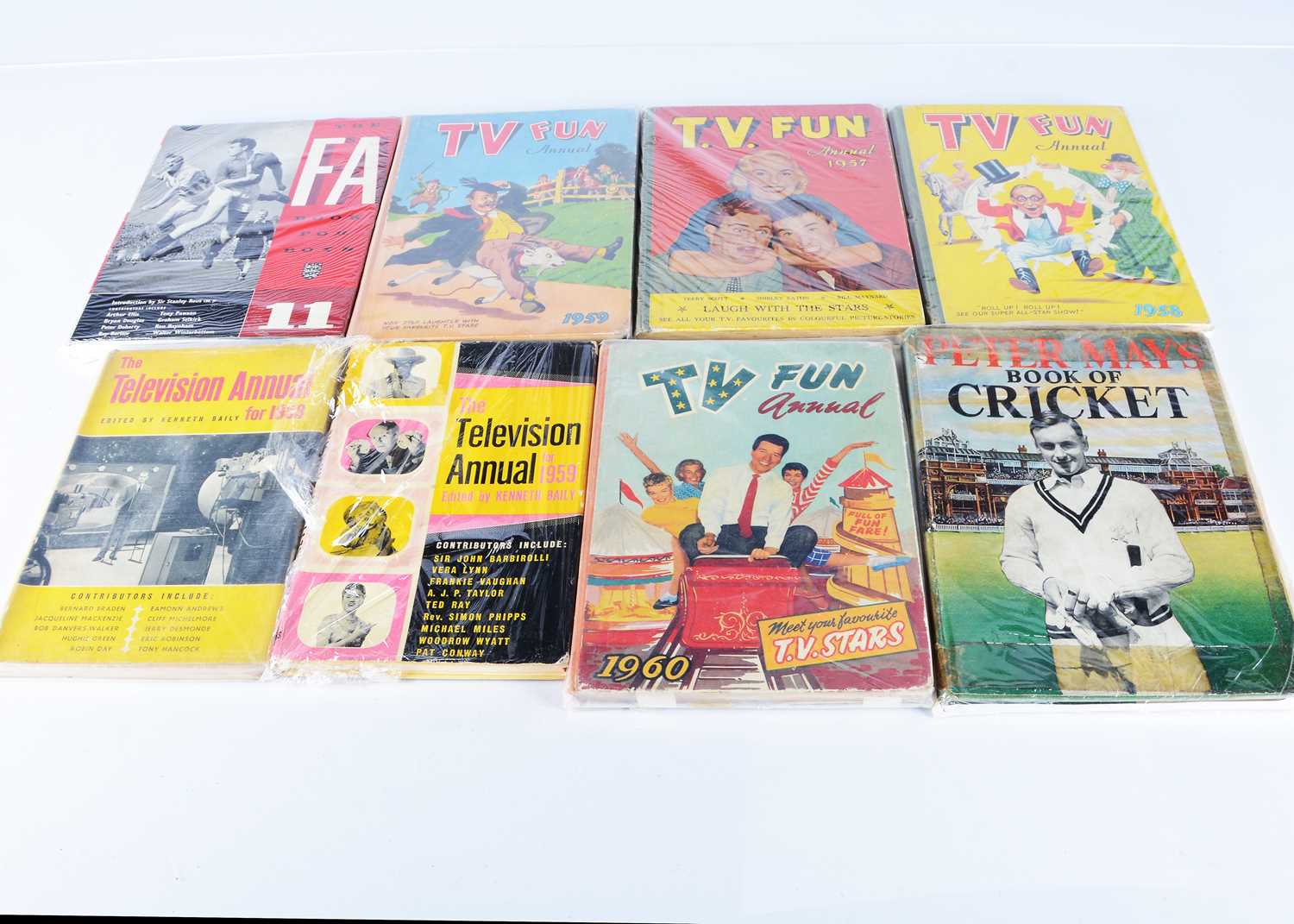 Lot 572 - Picturegoer / Picture Show / TV / Annuals