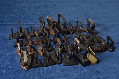 Lot 31 - An extensive collection of small Irons