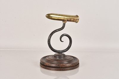 Lot 73 - A brass barrel Goffering Iron